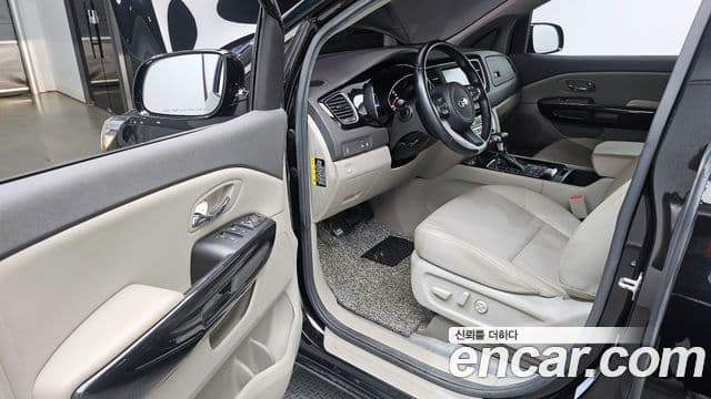 Kia All New Carnival Prestige, 2017 10