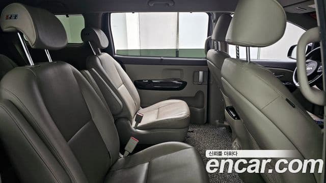 Kia All New Carnival Prestige, 2017 12