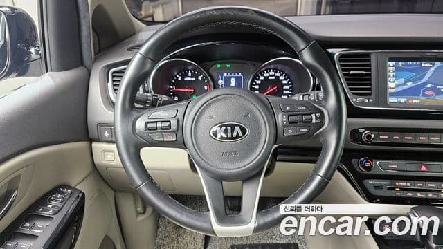 Kia All New Carnival Prestige, 2017 17