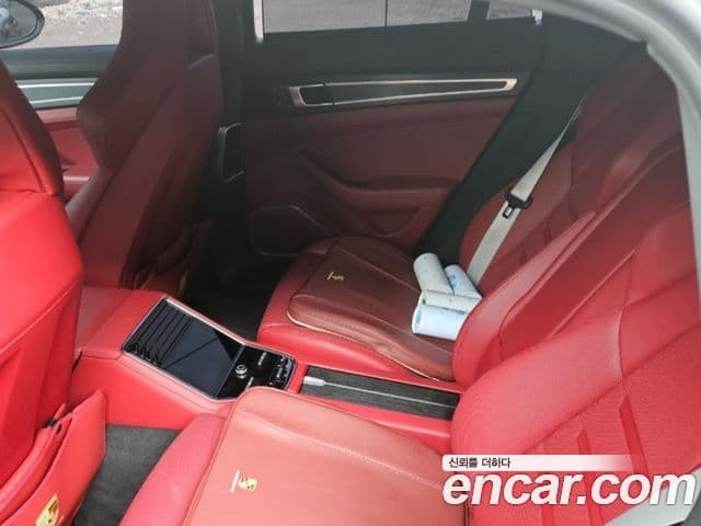 Porsche Panamera (971) 2.9 AWD E-гибрид Platinum Edition, 2023 12