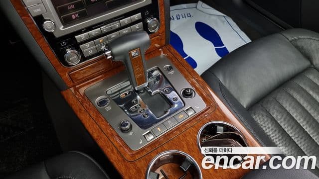 Volkswagen 페이톤 VW611, 2011 9