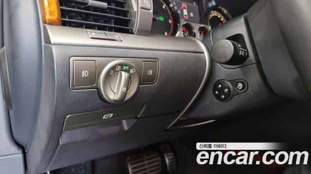 Volkswagen 페이톤 VW611, 2011 17