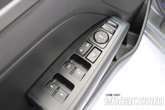 Hyundai Avante AD 1.6 GDI Value Plus, 2017 14