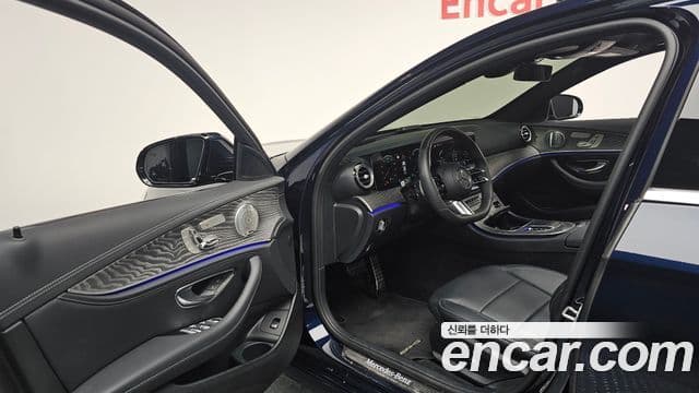 Mercedes-Benz E-класс W213 AMG Line, 2021 12