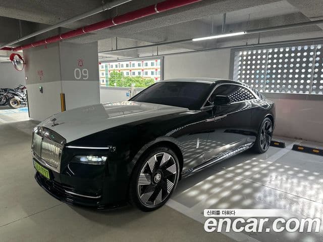 Rolls-Royce Spectre купе, 2024 2