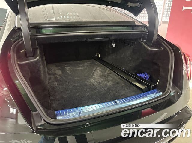 Rolls-Royce Spectre купе, 2024 20