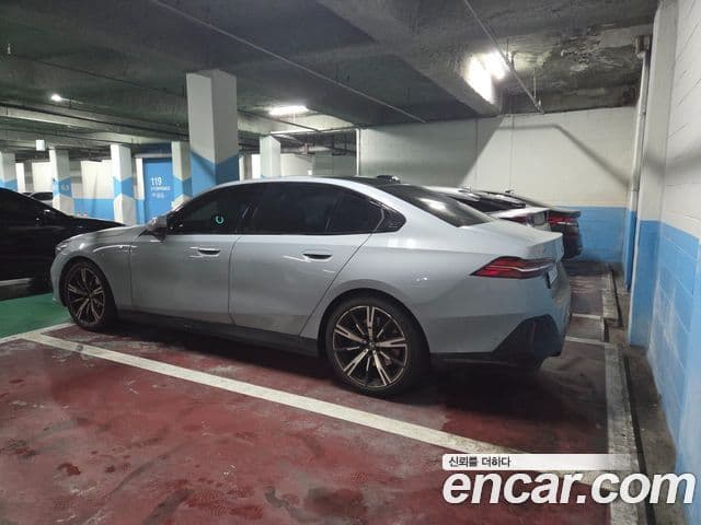 BMW 5시리즈 (G60) 530i xDrive M Sport, 2024 6