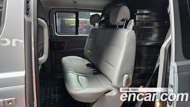 Hyundai Grand Starex Smart, 2017 12
