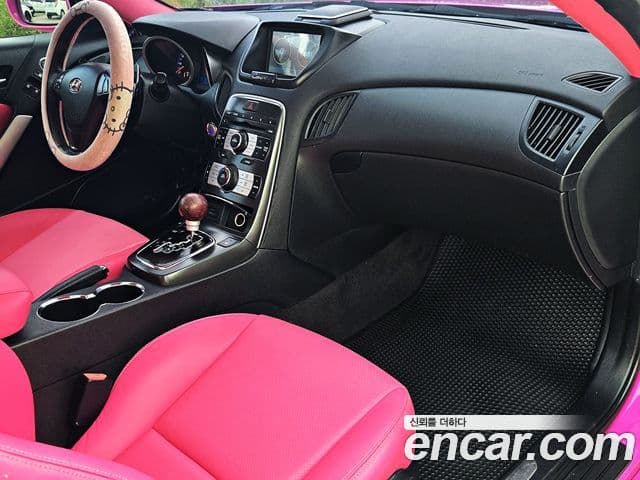 Hyundai Genesis купе GT-R, 2009 11