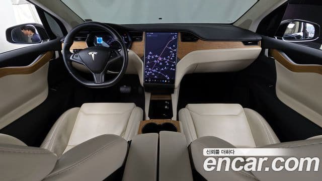 Tesla модель X, 2019 7