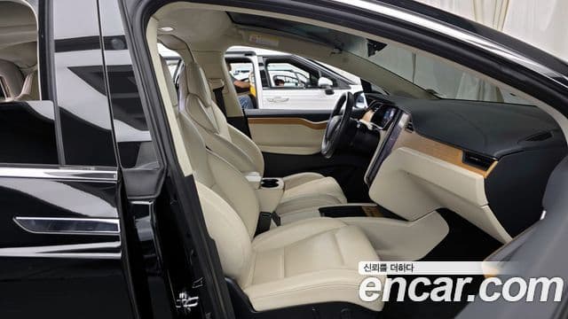 Tesla модель X, 2019 11