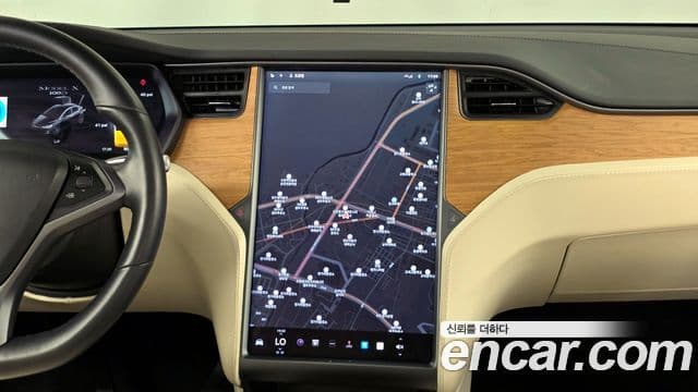 Tesla модель X, 2019 14