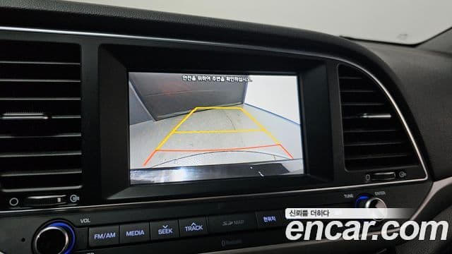 Hyundai Avante AD 1.6 GDI Smart, 2017 19