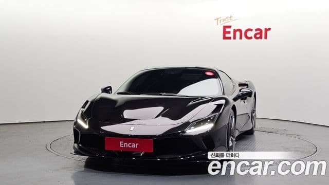 Ferrari F8 트리뷰토 3.9 V8, 2022 3