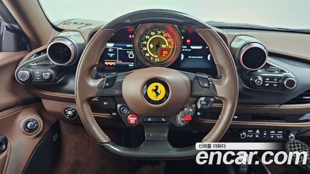 Ferrari F8 트리뷰토 3.9 V8, 2022 13