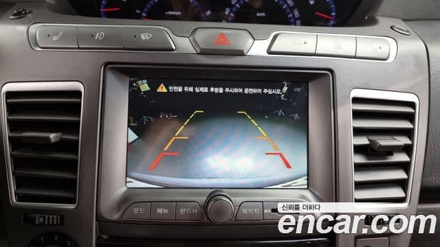 KG모빌리티(SsangYong) Korando 투리스모 4WD GT 11인승, 2014 15