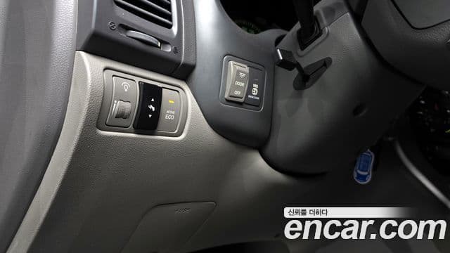 Kia Carnival R Grand пакет, 2011 14