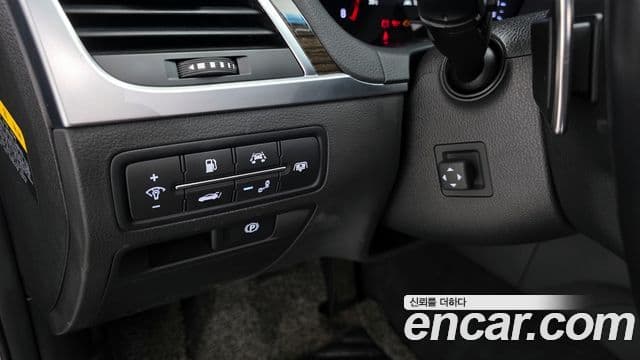 Genesis G80 Premium Luxury, 2017 17