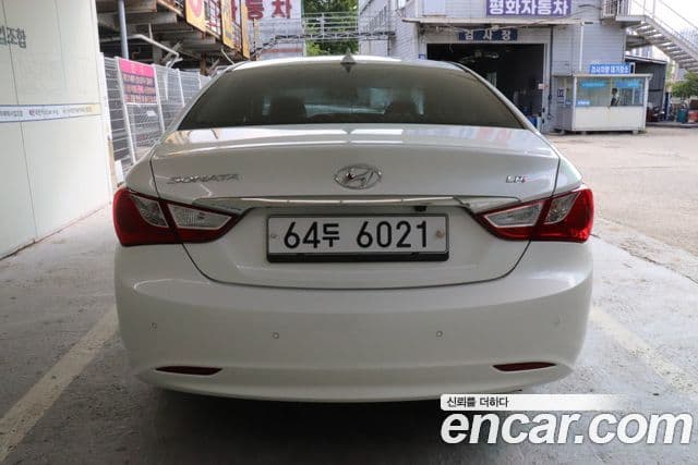 Hyundai YF Sonata LPI top, 2012 3