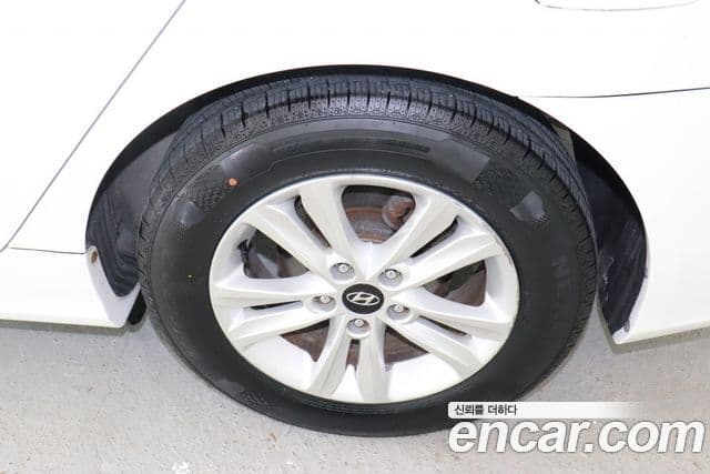 Hyundai YF Sonata LPI top, 2012 20
