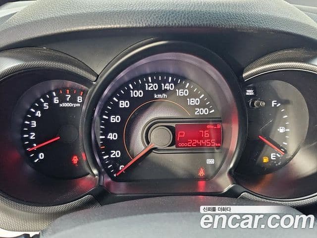 Kia Ray фургон /, 2016 8