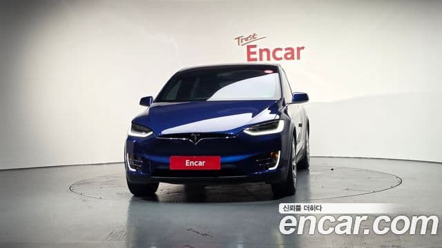 Tesla модель X Long Range, 2019 3