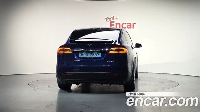 Tesla модель X Long Range, 2019 4