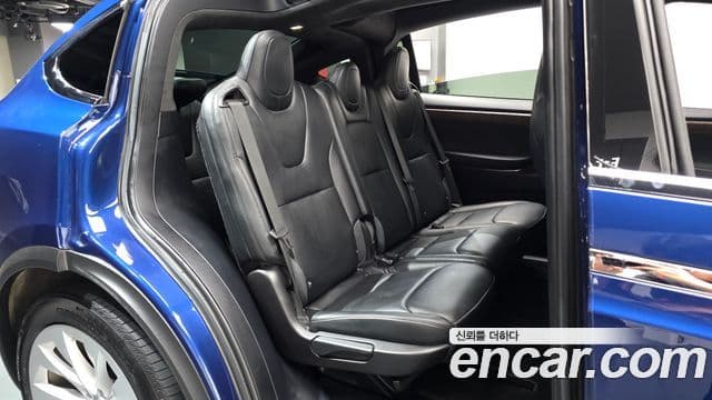 Tesla модель X Long Range, 2019 11