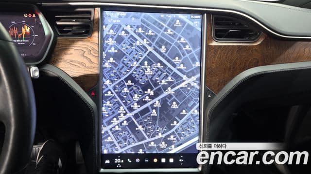 Tesla модель X Long Range, 2019 14