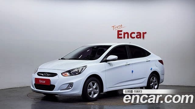 Hyundai Accent(новый кузов / новое поколение) Premier, 2012 1