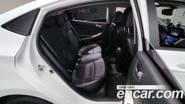 Hyundai Accent(новый кузов / новое поколение) Premier, 2012 12