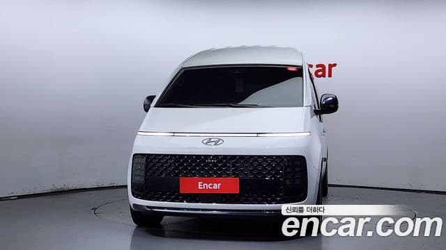 Hyundai Staria лимузин, 2023 3