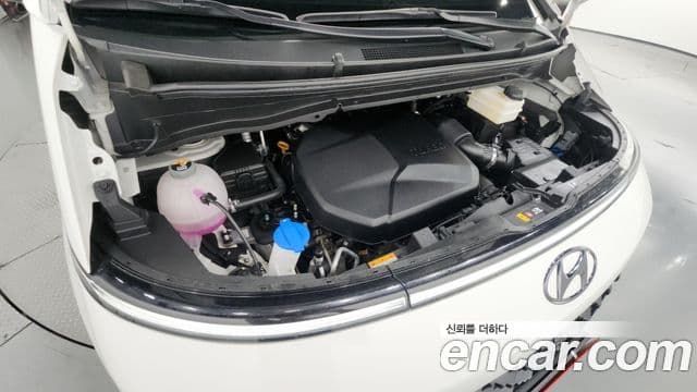 Hyundai Staria лимузин, 2023 6