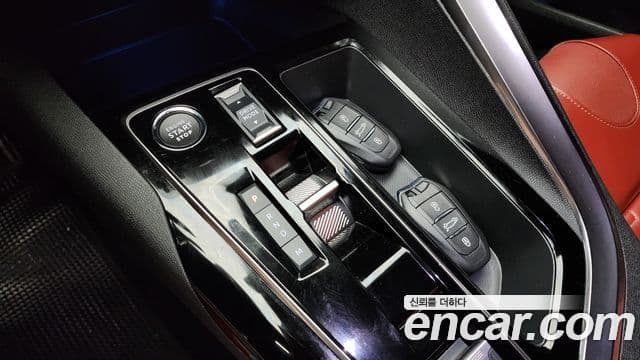 Peugeot 5008 2세대 1.2 Pure Tech GT, 2024 9