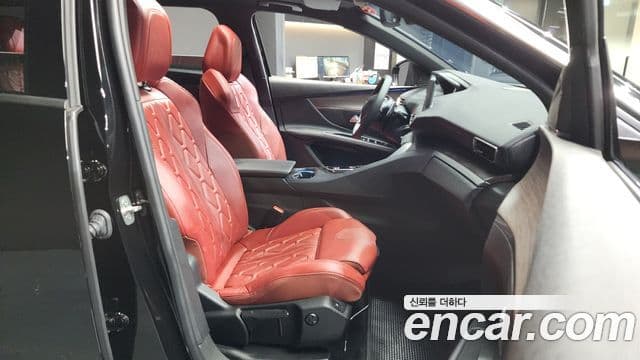 Peugeot 5008 2세대 1.2 Pure Tech GT, 2024 11