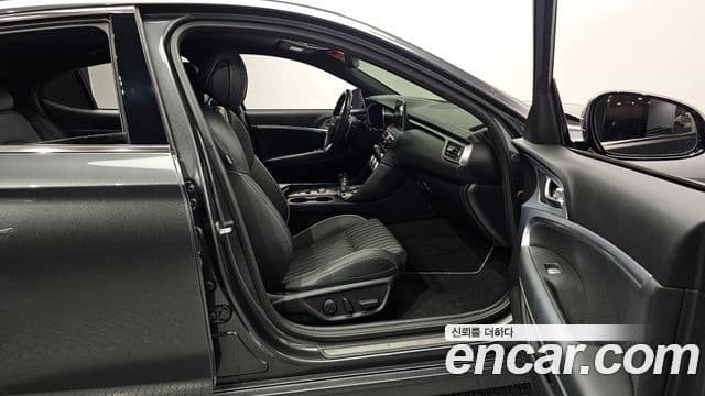 Genesis G70 Sport пакет, 2018 10