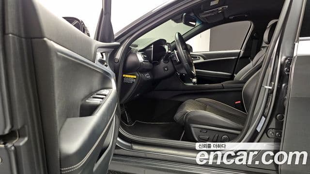 Genesis G70 Sport пакет, 2018 11