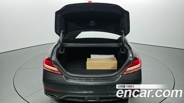 Genesis G70 Sport пакет, 2018 20