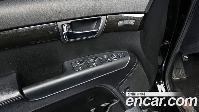 Kia Mohave 4WD KV300, 2014 19