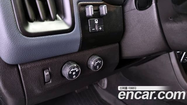 Chevrolet(GM대우) real New 콜로라도 3.6 Z71-X Midnight 4WD, 2021 17