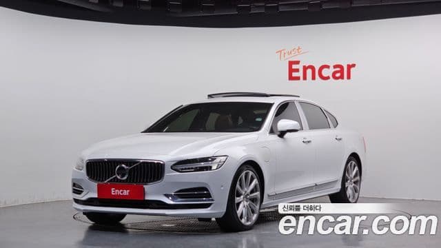 Volvo S90 T8 AWD Excellence, 2020 1