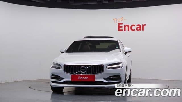 Volvo S90 T8 AWD Excellence, 2020 3