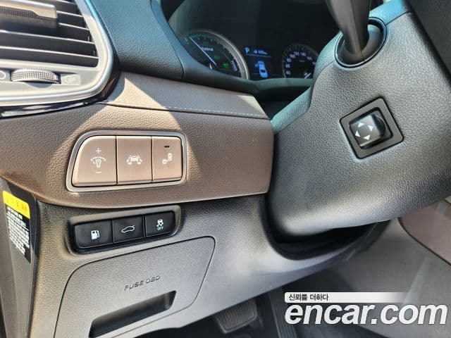 Hyundai Grandeur IG гибрид Exclusive, 2018 13