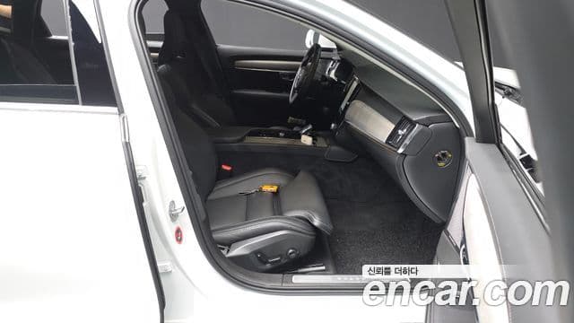 Volvo S90 B5 Ultra Bright, 2025 10