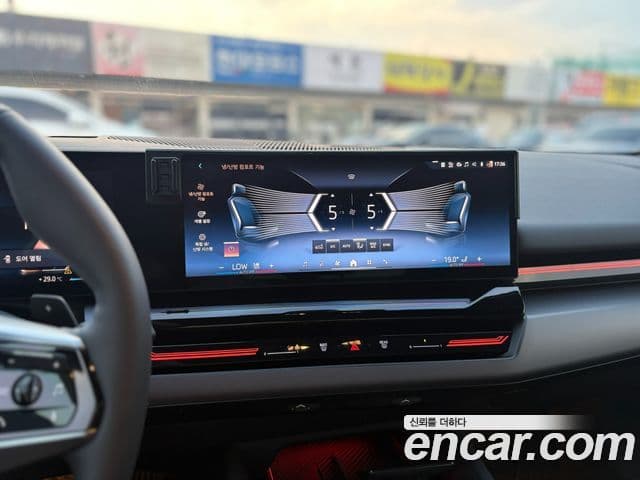 BMW 5시리즈 (G60), 2024 18