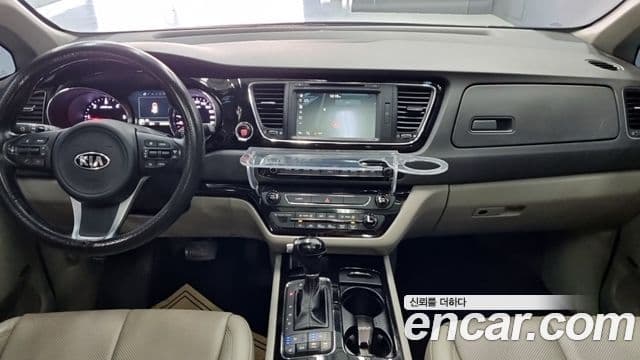 Kia All New Carnival President, 2016 7