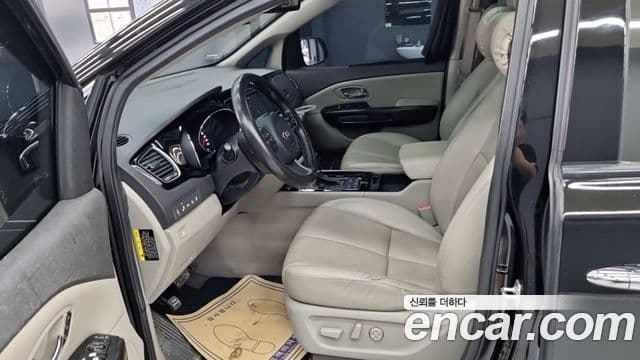 Kia All New Carnival President, 2016 16
