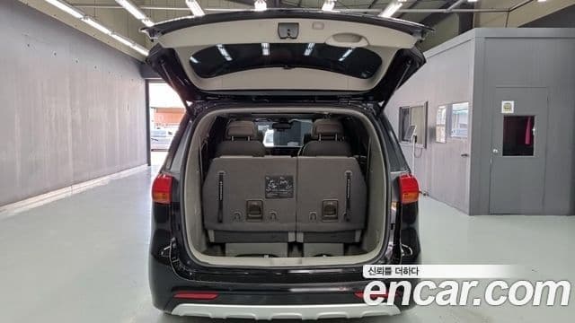 Kia All New Carnival President, 2016 18