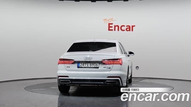 Audi A6 (C8) Premium, 2023 4