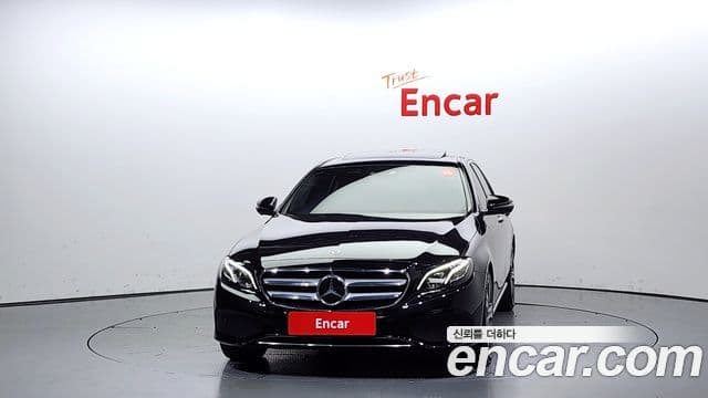 Mercedes-Benz E-класс W213 E300 Avantgarde Intelligent Drive, 2017 3